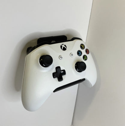 Universal Controller Wall Mount for Xbox Series X/S, Xbox One, PS5, Nintendo Switch, PlayStation